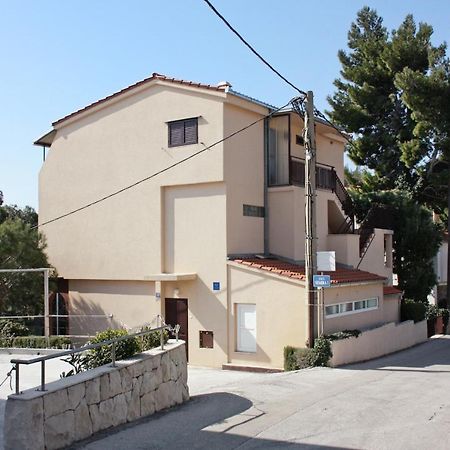 Apartments By The Sea Nemira, Omis - 5884 Tice Zewnętrze zdjęcie